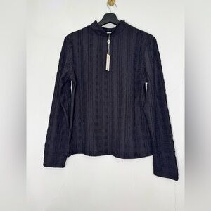 NWT Women’s Max Studio Textured Knit Mock Neck Crinkle Ribbed Lightweight Top